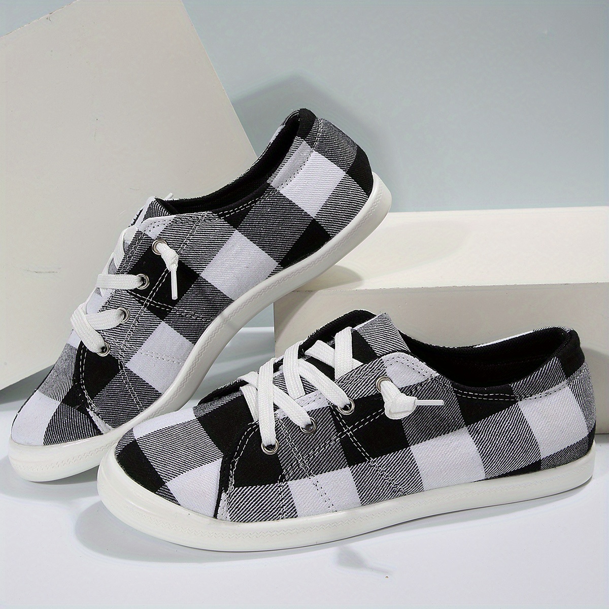 womens colorblock plaid pattern shoes slip on low top round toe non slip outdoor canvas shoes casual daily shoes details 3