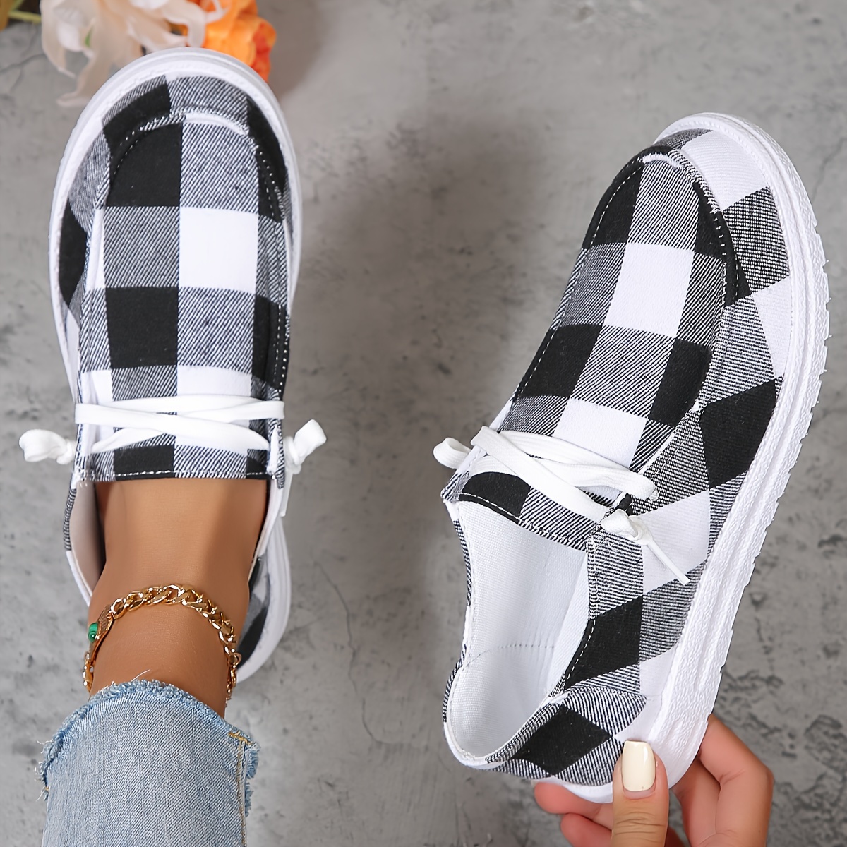 womens plaid pattern loafers slip on lightweight flat canvas shoes low top versatile shoes details 3